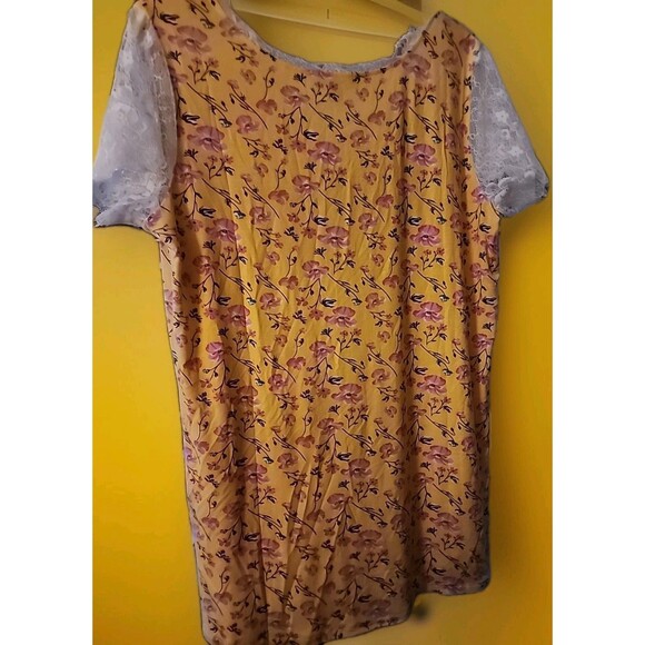 Kate & Mallory Yellow Floral Round Neck Lace Pullover Blouse Large New B7 Nice - Picture 6 of 6